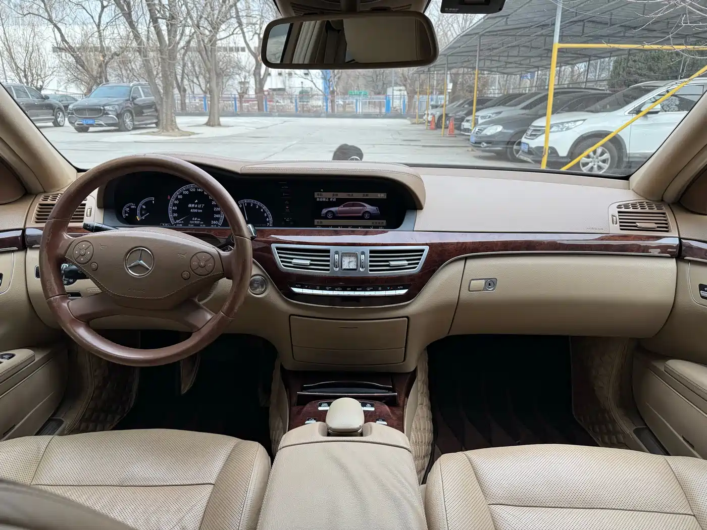 Mercedes-Benz S-Class 2012 S 300 L Luxury Grand Edition фото 8