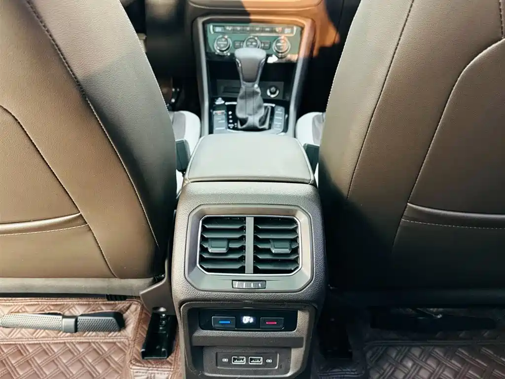 Volkswagen Tiguan L 2018 330TSI Automatic 2WD Luxury Edition фото 20