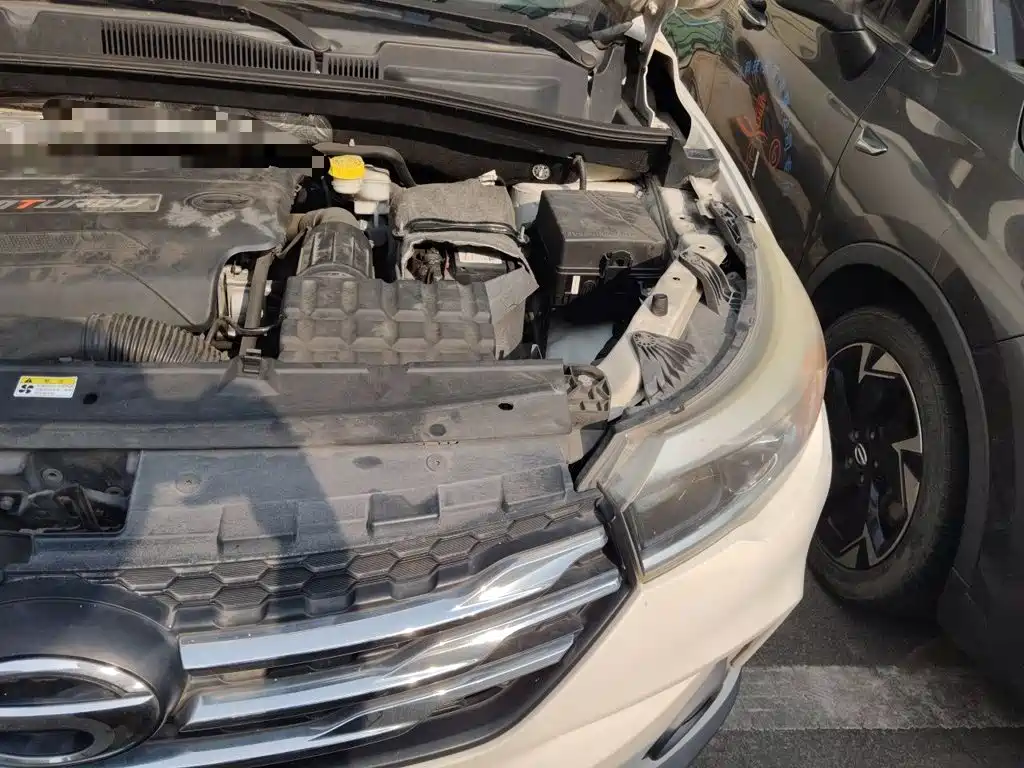 GAC Trumpchi GS4 2015 2015 200T G-DCT Luxury Edition