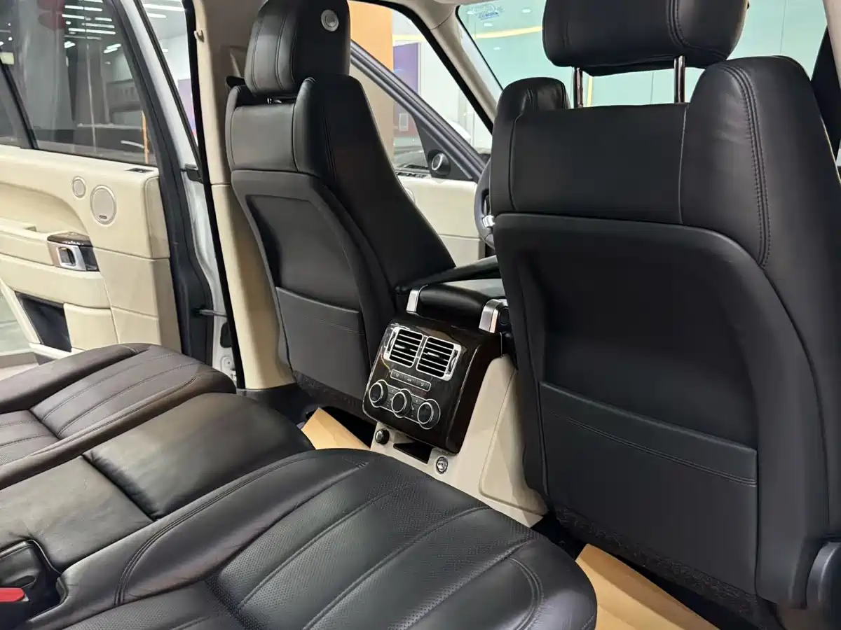 Land Rover Range Rover 2014 3.0 SC V6 Vogue фото 8