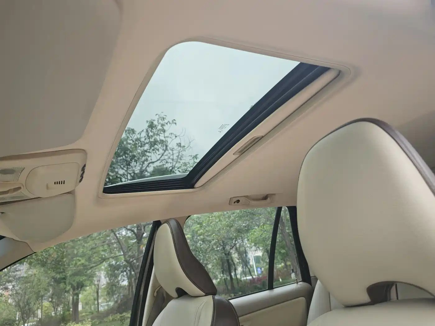 Volvo XC Classic 2015 2014 T5 Luxury Edition
