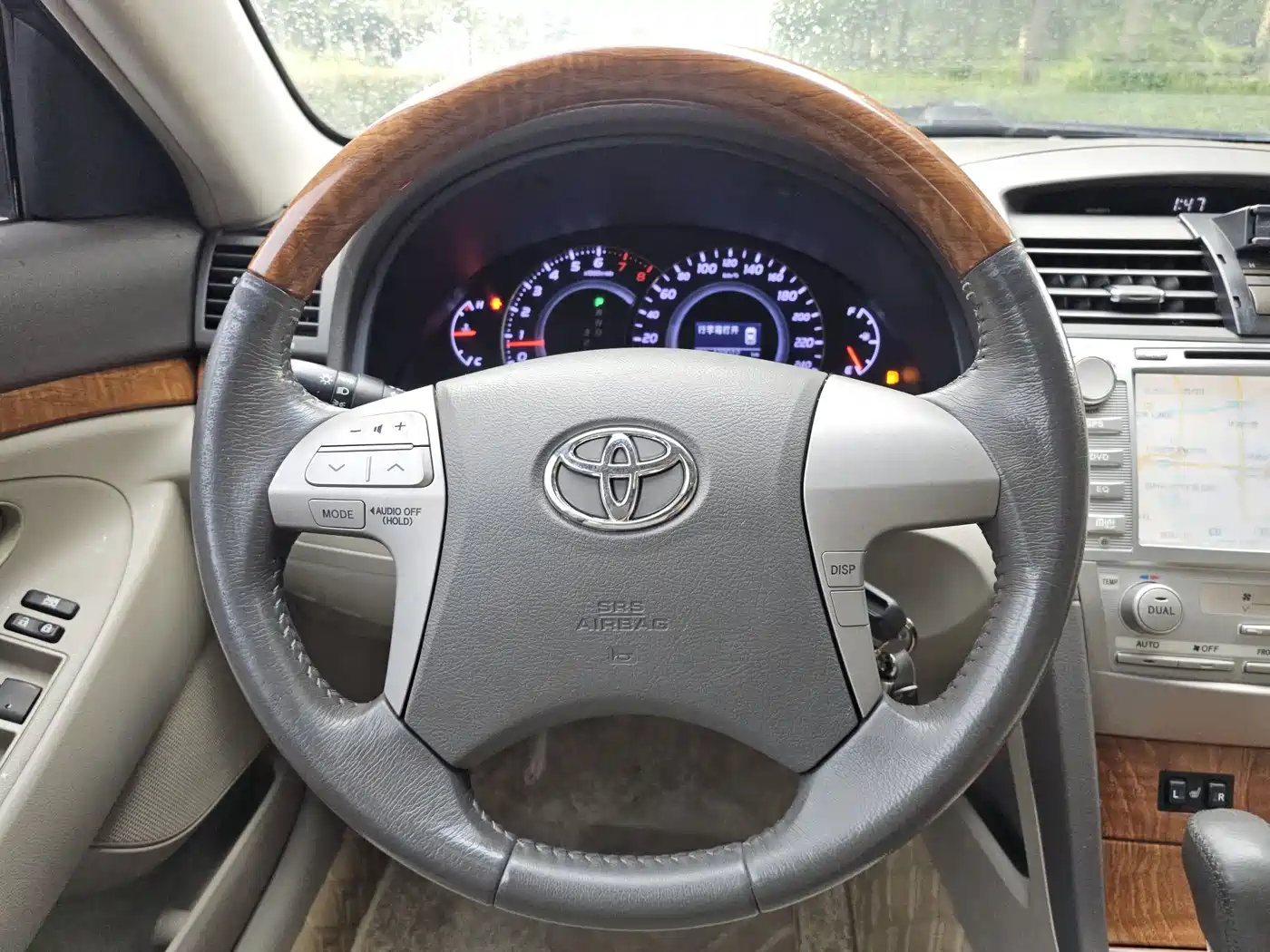 Toyota Camry 2010 200G Luxury Edition фото 12