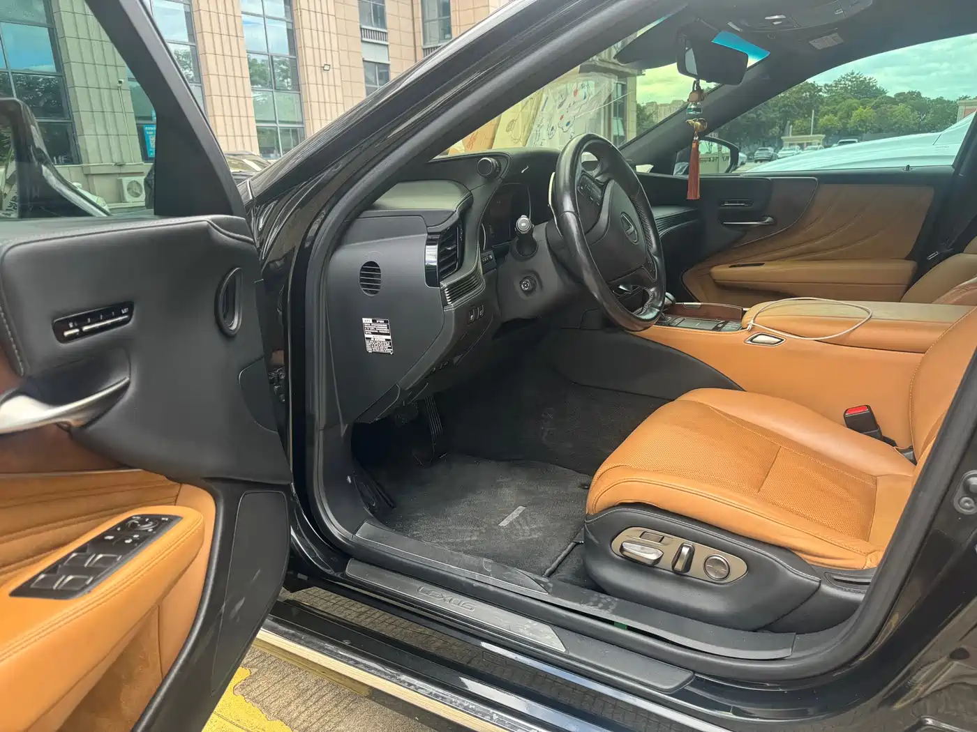Lexus LS 2021 2021 500h Excellence Edition