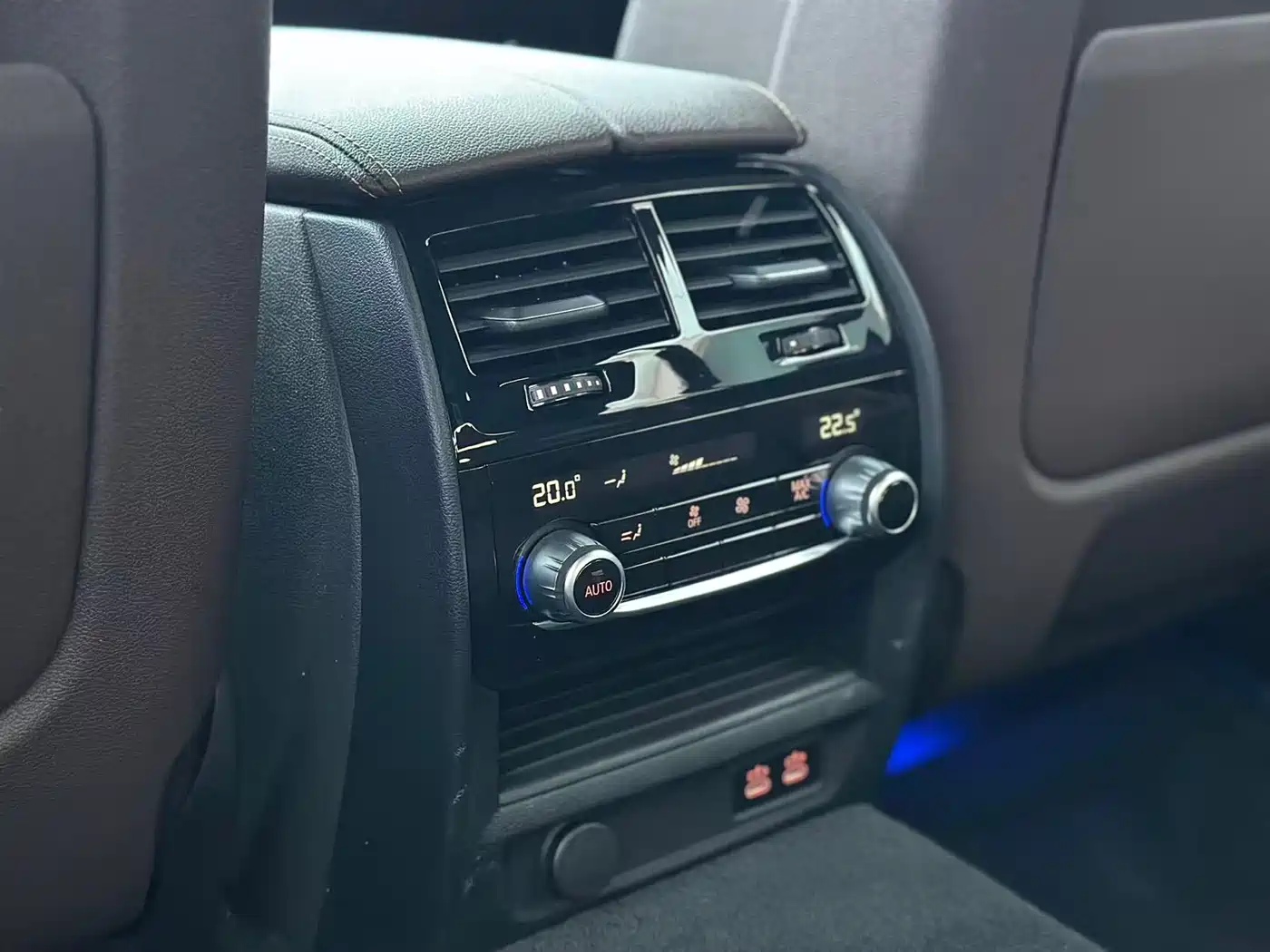 BMW 5 Series 2021 530Li Premium M Sport Package фото 21