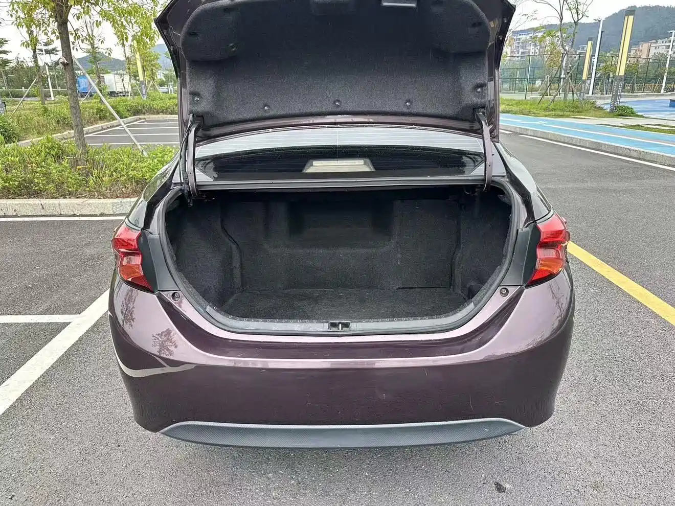 Toyota Levin 2017 Facelift Hybrid 1.8H GS E-CVT Elite Sunroof Edition China V фото 19