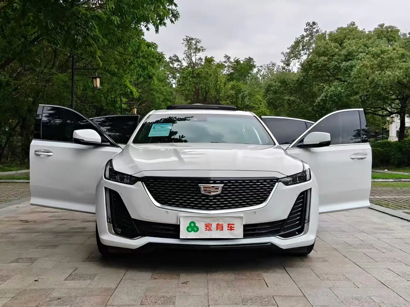 CADILLAC CT5