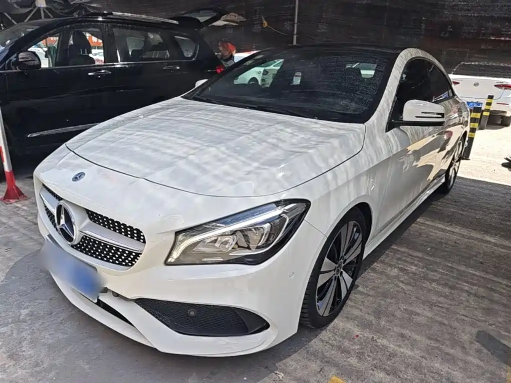 Mercedes-Benz CLA (Import) 2017 Facelift CLA 200 Style фото 2