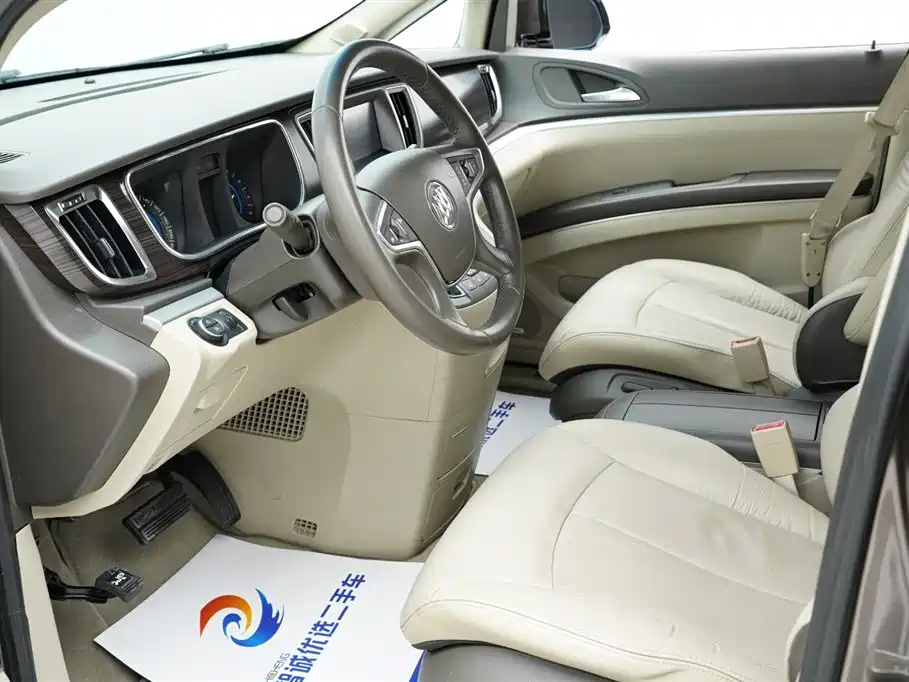 Buick GL8 2013 3.0L XT Luxury Business Flagship Edition фото 6