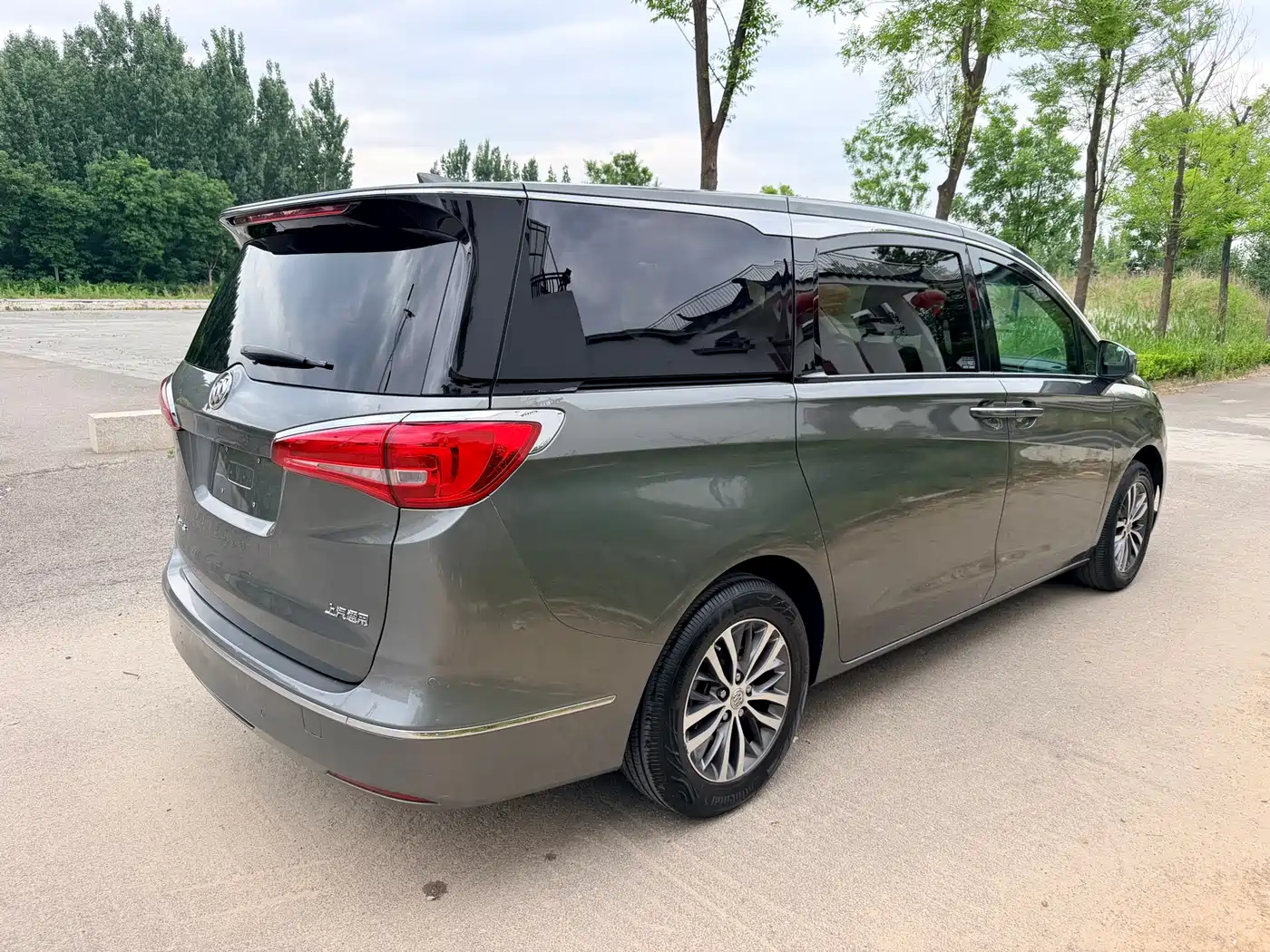 Buick GL8 2017 ES 28T Luxury China V фото 7