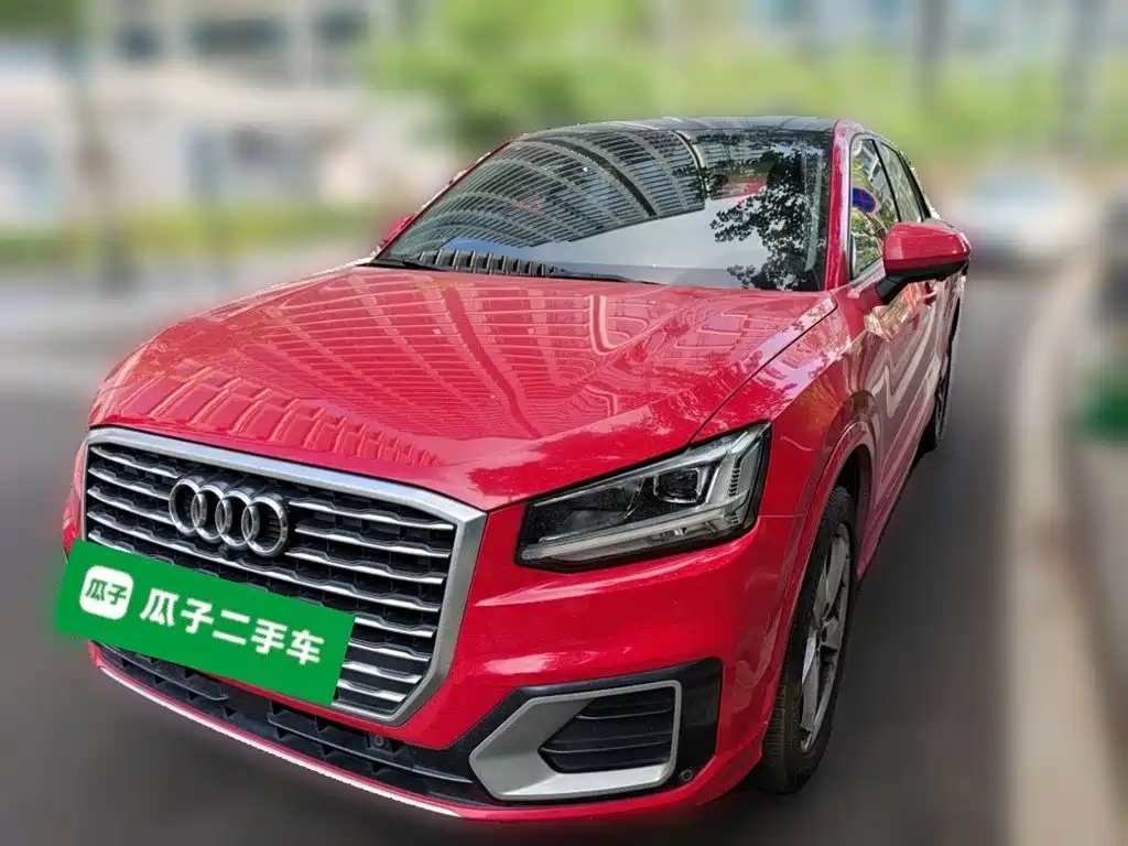 Photo 1 - Audi Q2L