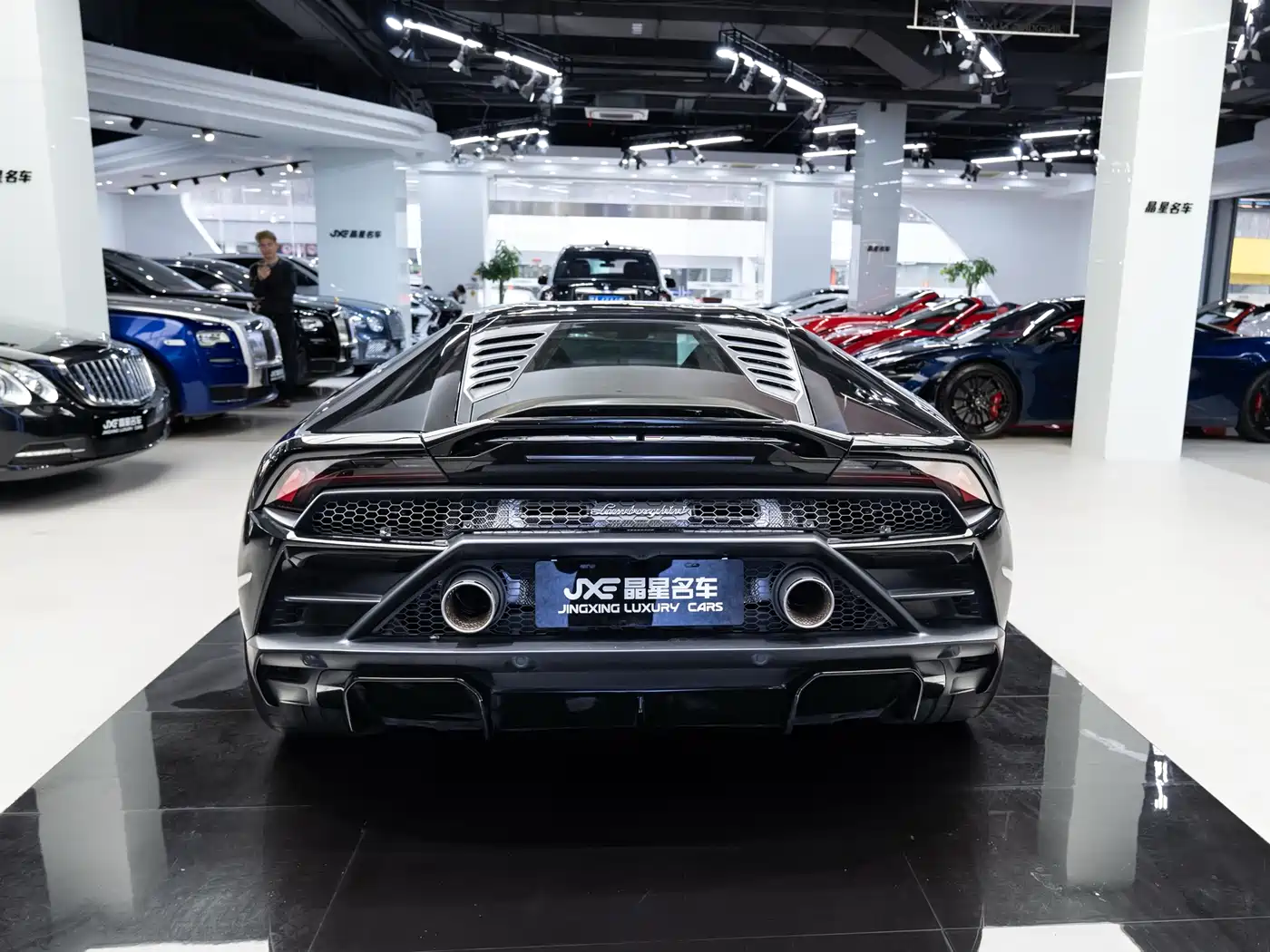 LAMBORGHINI HURACÁN