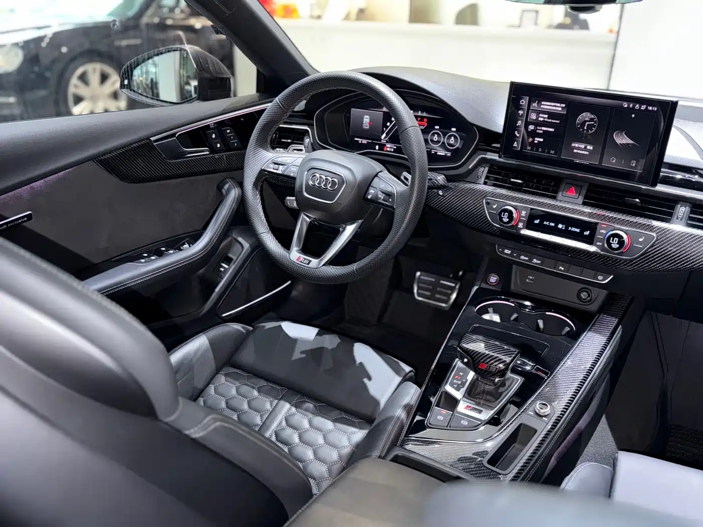 Audi RS 5 2024 2023 Model RS 5 2.9T Sportback Dark Gold Edition