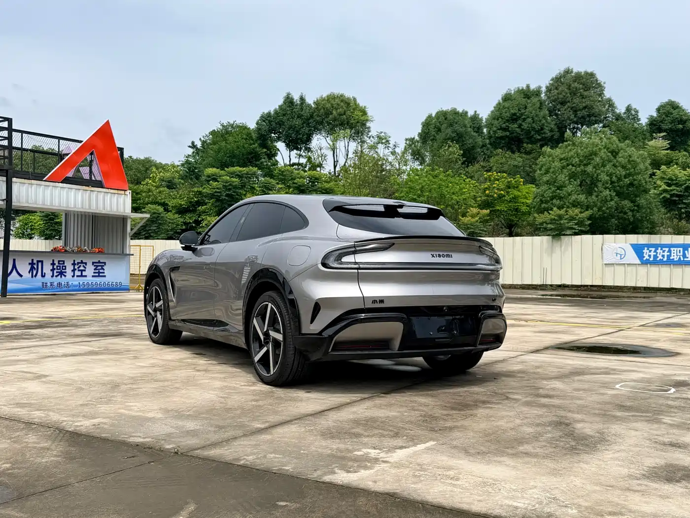 Xiaomi Auto Xiaomi YU7 2025 Extended Range RWD Edition фото 3