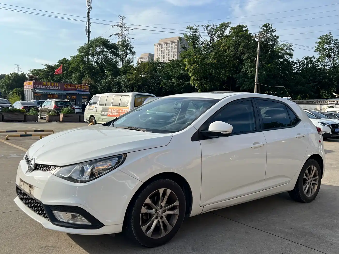 Photo 1 - MG MG5