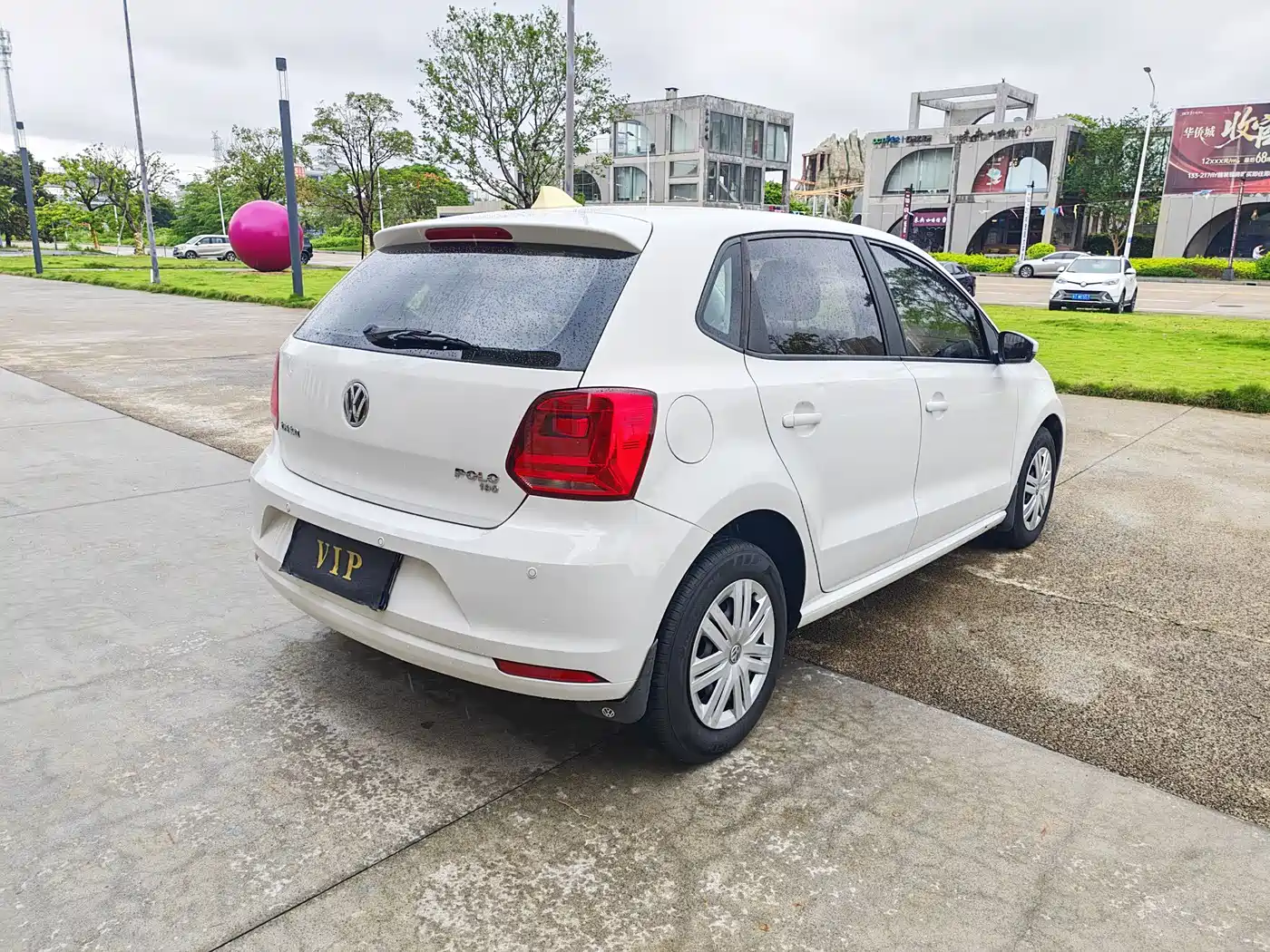 Volkswagen Polo 2018 1.5L Auto Safe Drive фото 13