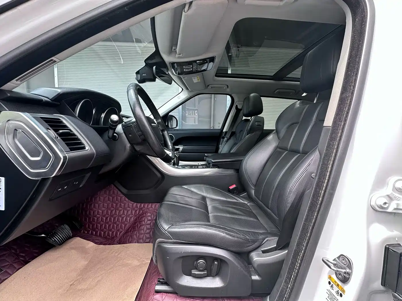 Land Rover Range Rover Sport 2017 3.0 SC V6 SE фото 4