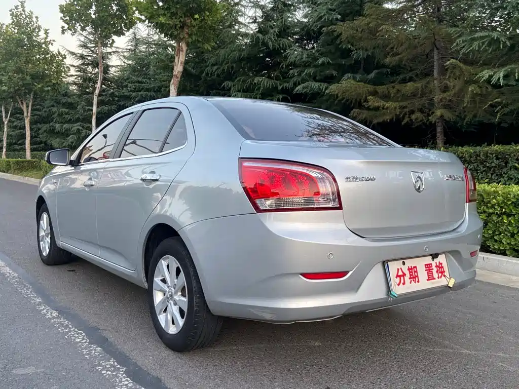 Baojun 630 2015 2014 1.5L Manual Comfort
