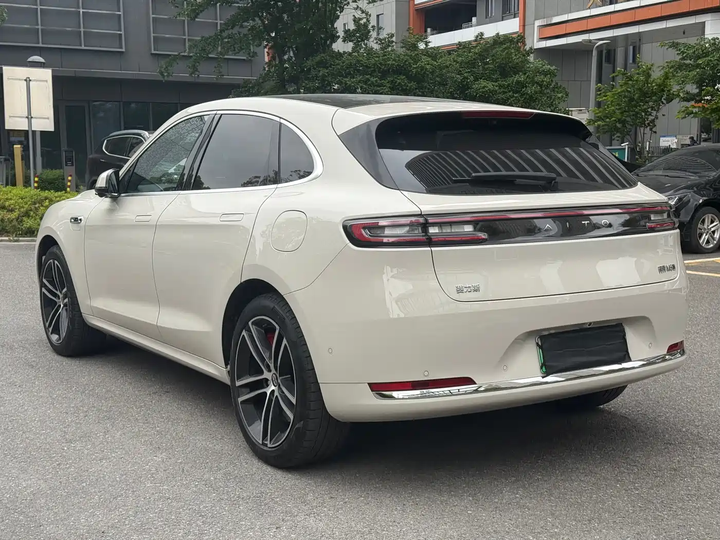 AITO Wenjie AITO M5 2025 Pure Electric Ultra RWD фото 26
