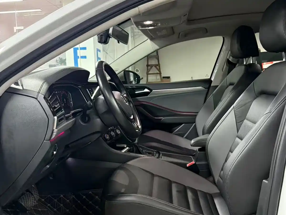 Volkswagen Sagitar 2022 280TSI DSG Soaring Edition фото 4