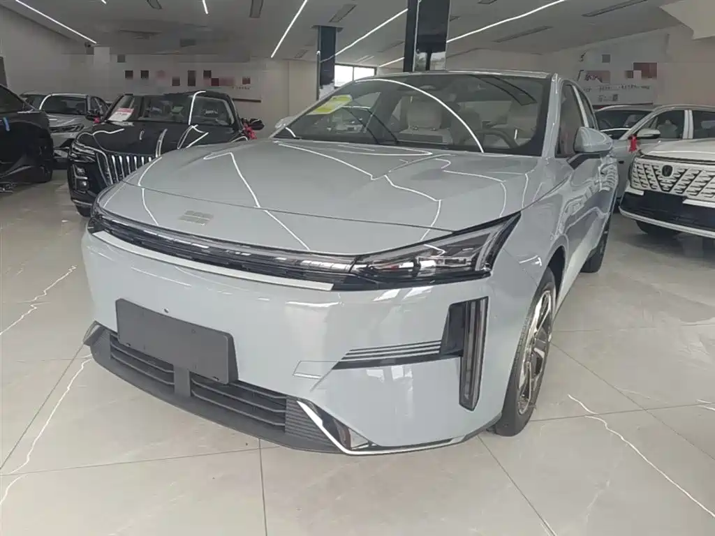 Geely Galaxy L6 2025 EM-i 140km Explorer+ Edition