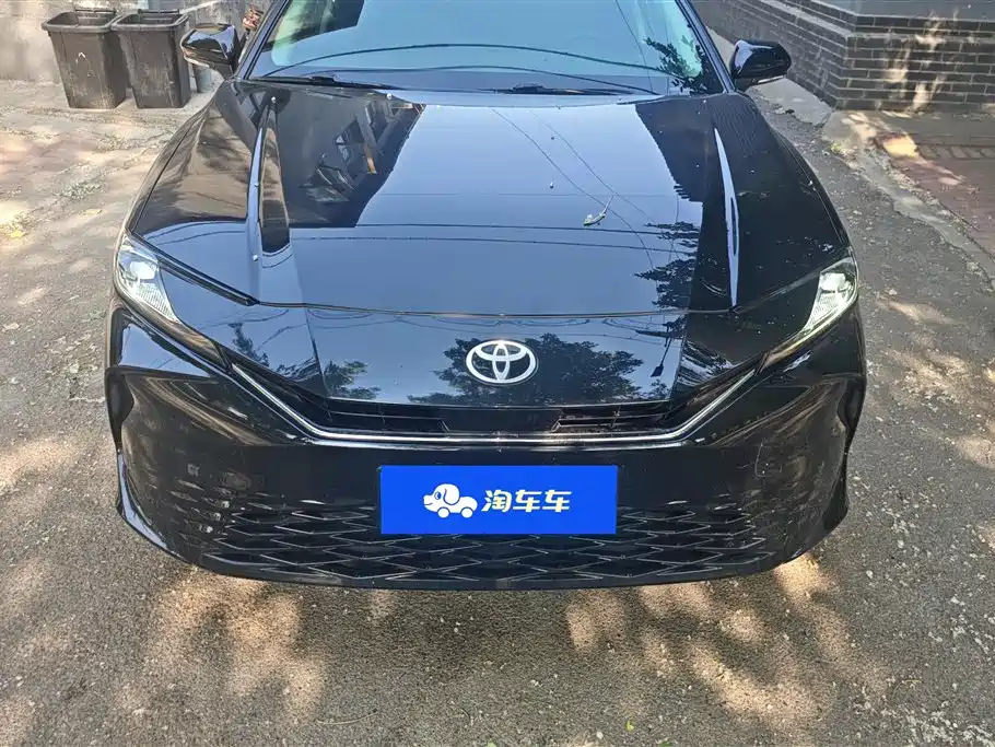 Toyota Camry 2024 Hybrid 2.0HGVP Luxury Edition фото 2