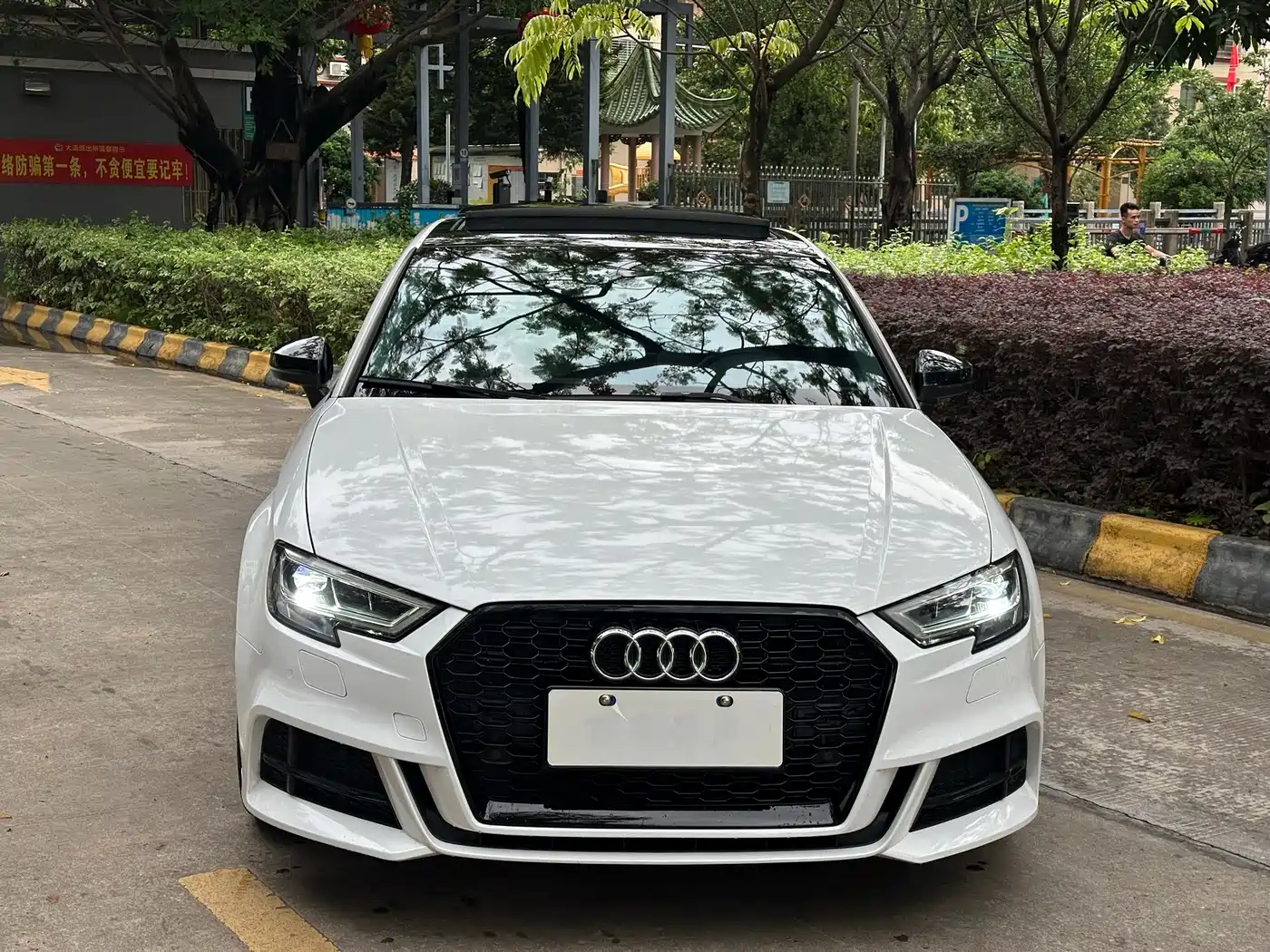 Audi A3 2017 Limousine 35 TFSI Sport фото 2