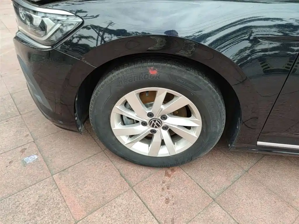Volkswagen Passat 2024 280TSI Business Edition фото 23