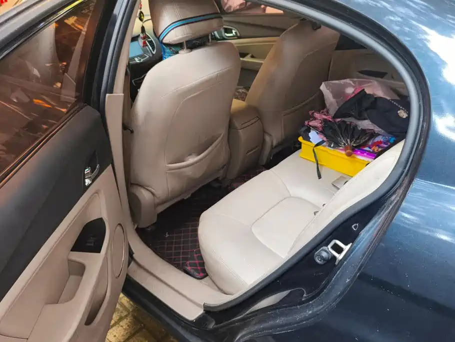 Besturn B50 2015 2013 1.6L Automatic Luxury