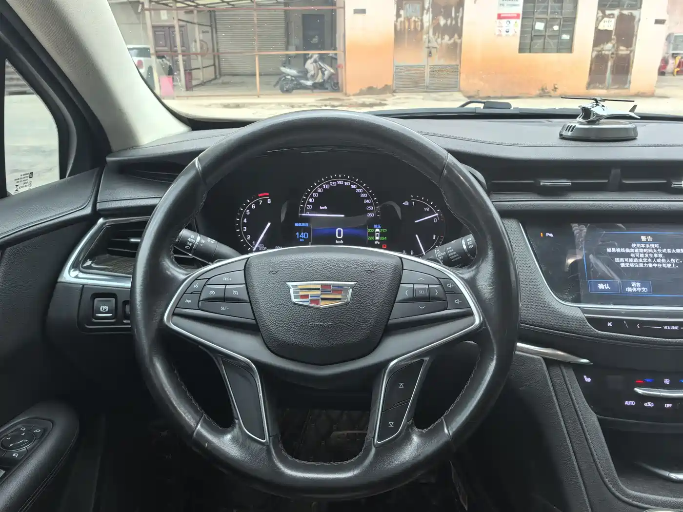 Cadillac XT5 2016 28T AWD Luxury Model фото 7