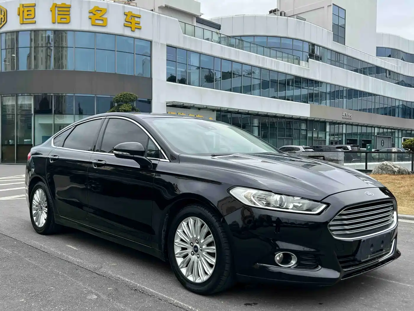 Фото 3 - Ford Mondeo