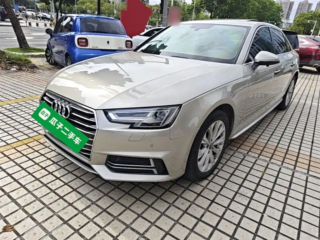 Audi A4L 2019 40 TFSI Progressive (China VI)