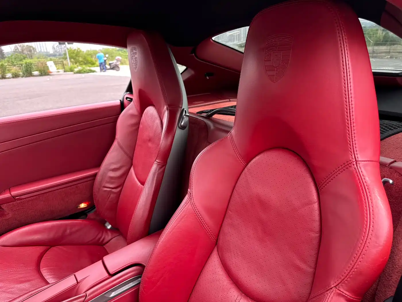 Porsche Cayman фото 7