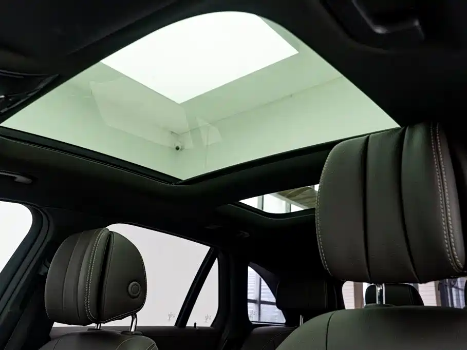 Mercedes-Benz GLC 2018 Facelift GLC 260 4MATIC Dynamic фото 29