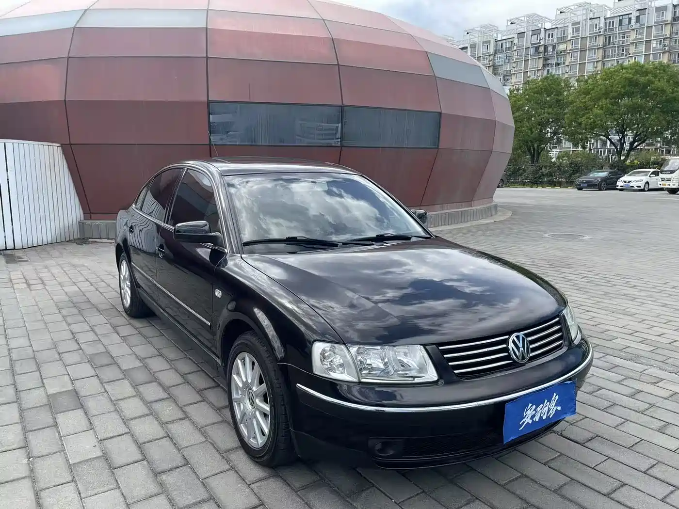 Volkswagen Passat 2005 1.8T Automatic Luxury фото 3
