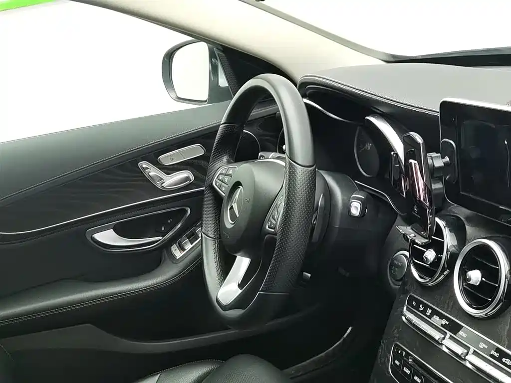 Mercedes-Benz C-Class 2017 C 200 L Sport фото 22
