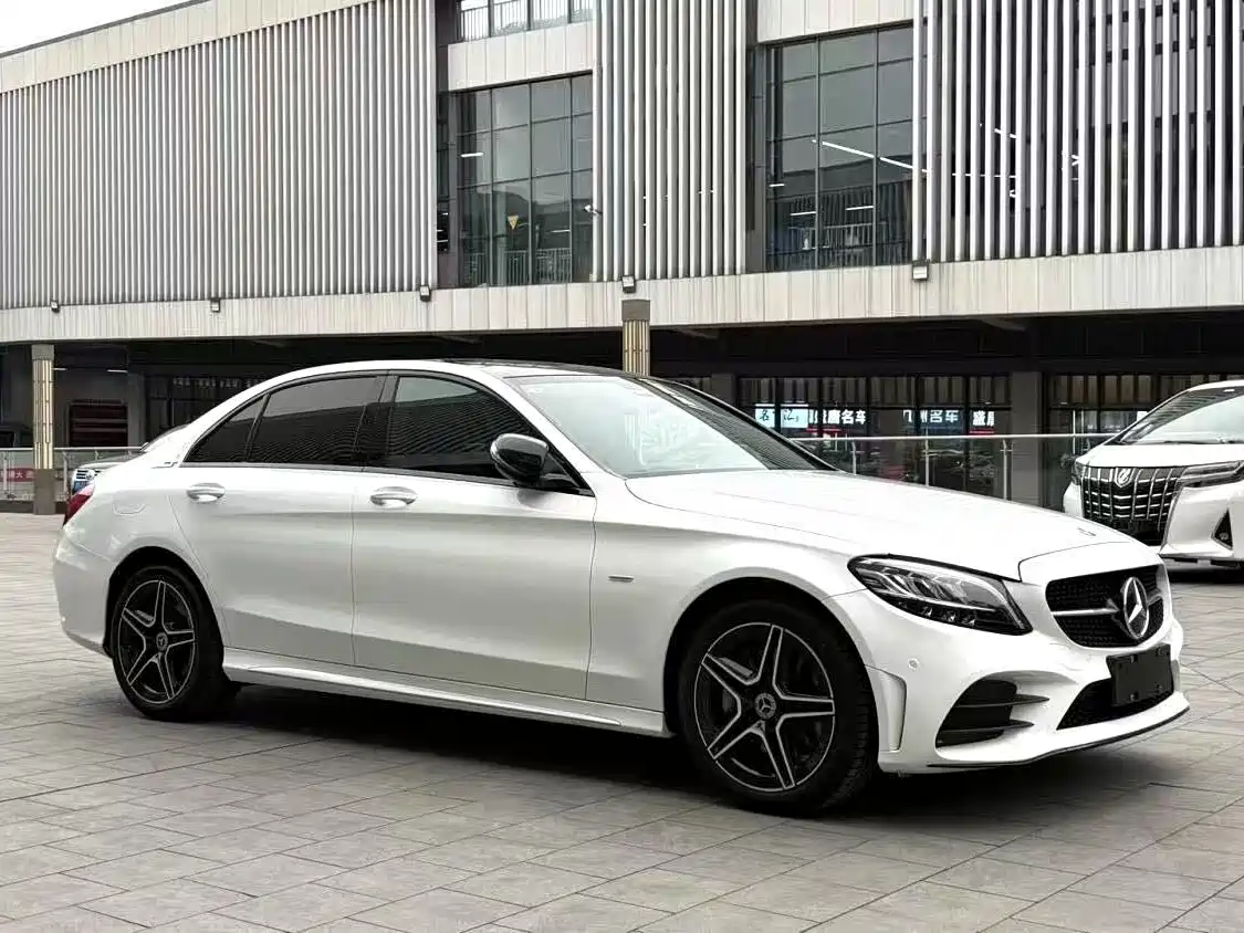 Mercedes-Benz C-Class 2021 C 260 L Sport Starry Exclusive Edition фото 3
