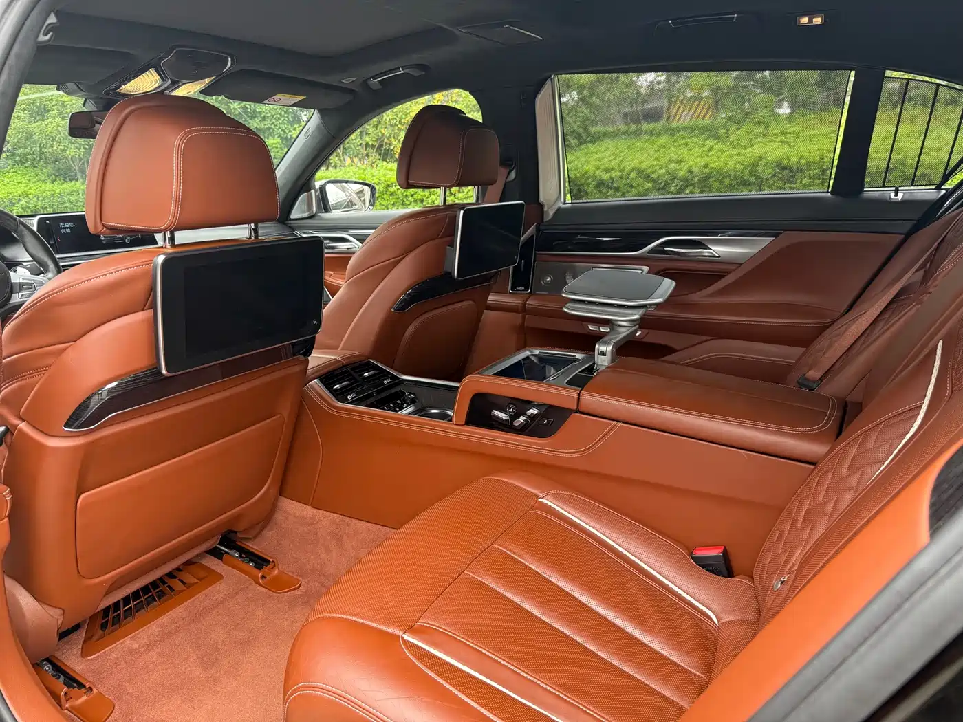 Photo 10 - BMW 7 Series