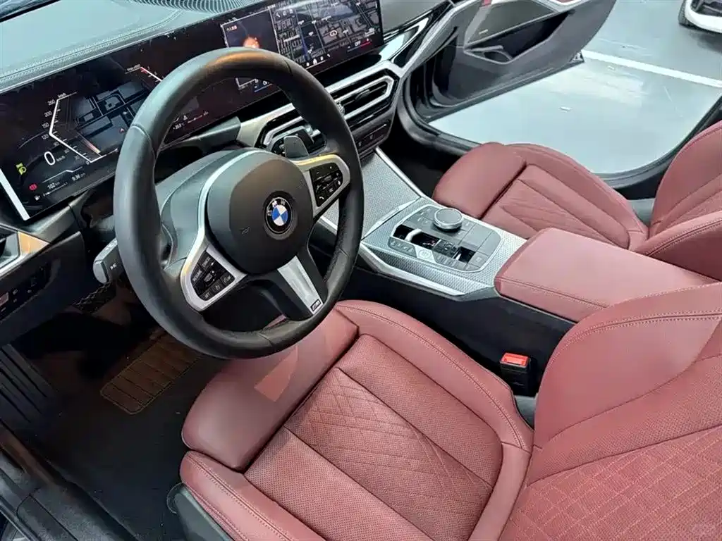 BMW 3 Series 2023 325Li M Sport Black Night Package фото 4