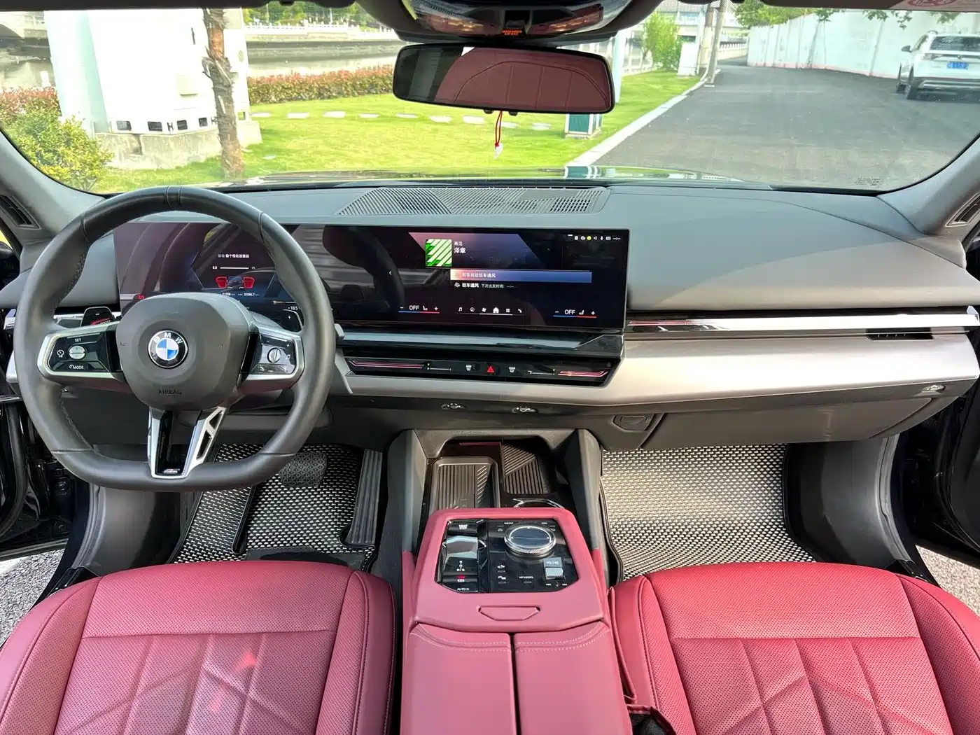 BMW 5 Series 2024 525Li M Sport Package фото 6