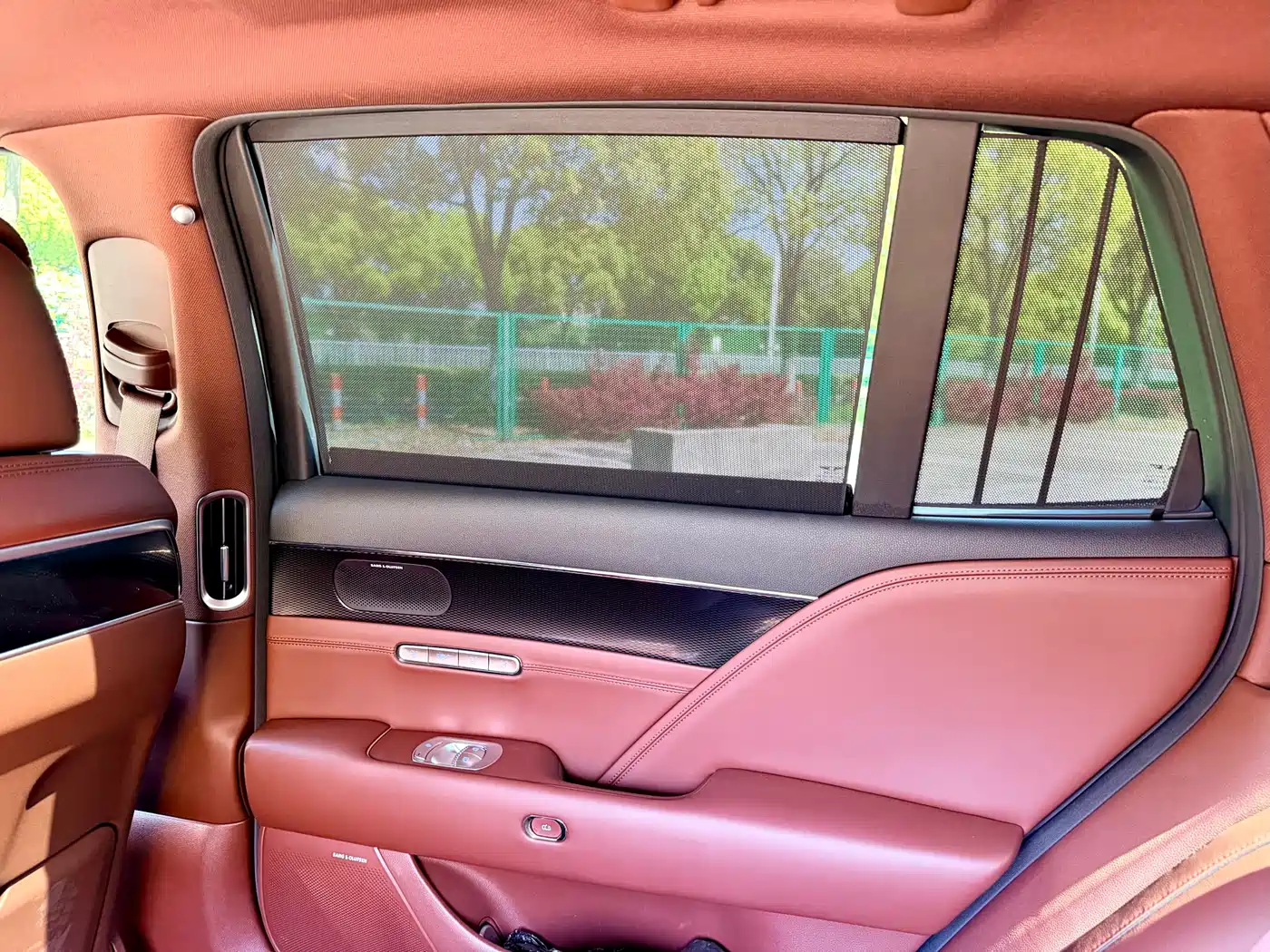 Genesis G90 2023 3.5T Luxury Version фото 21