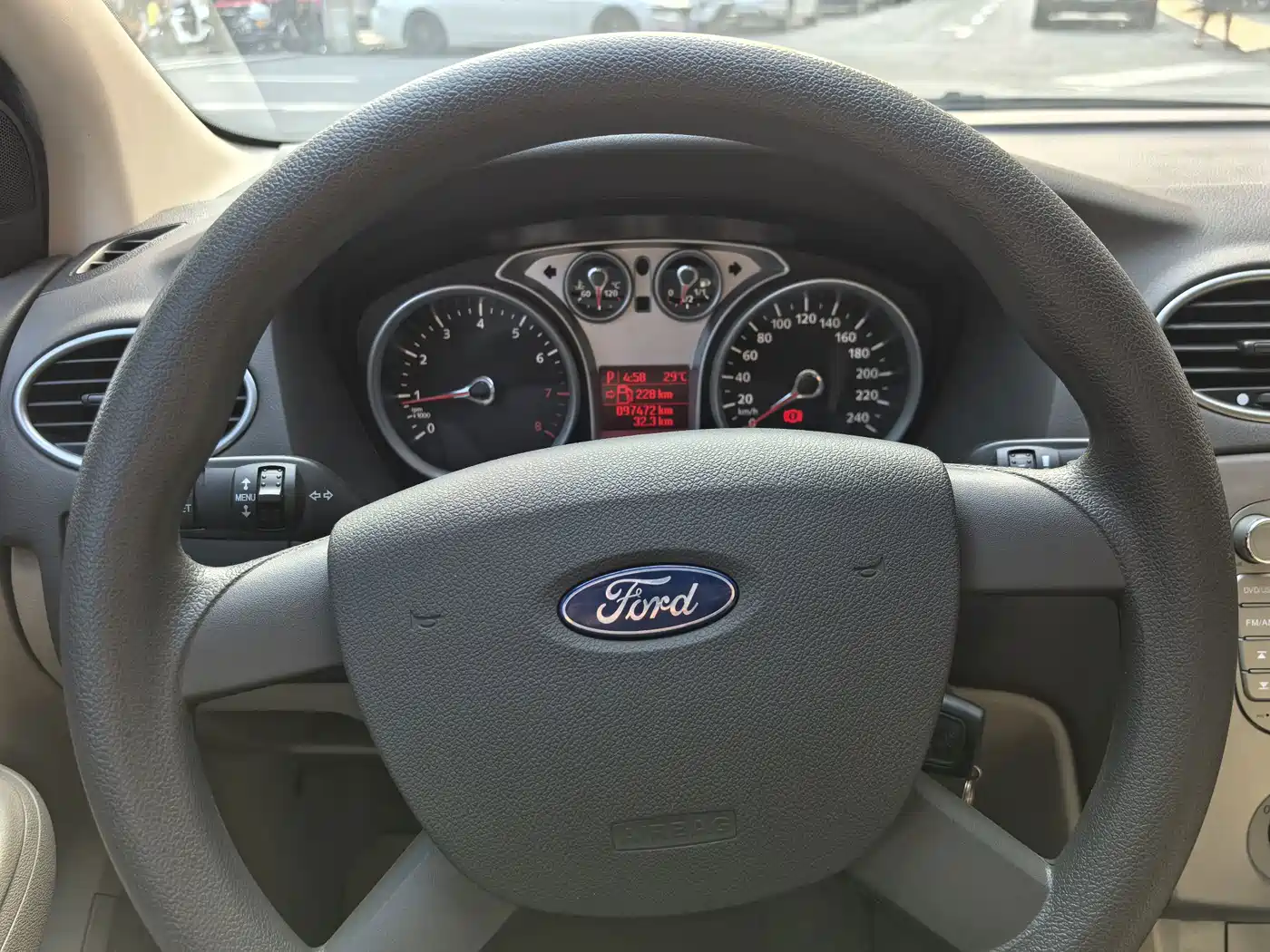 Ford Focus 2011 2011 Sedan 1.8L Automatic Fashion