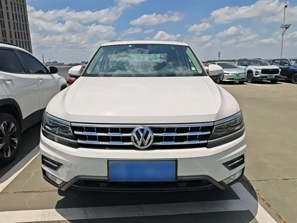 Volkswagen Tiguan L 2018 Facelift 330TSI Automatic 2WD Flagship Edition фото 3