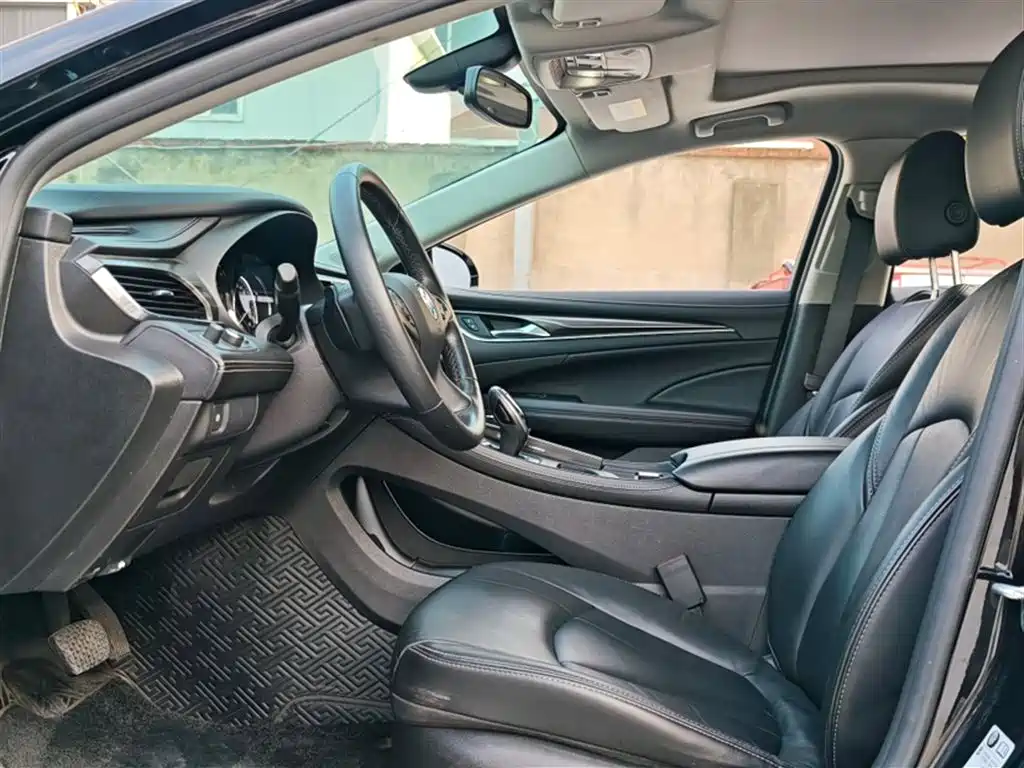 Buick LaCrosse 2022 652T Luxury фото 19