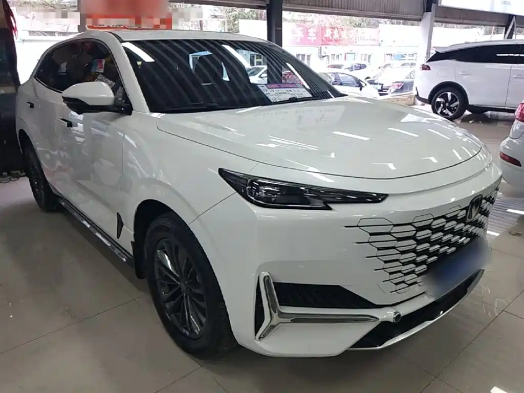 CHANGAN UNI-K