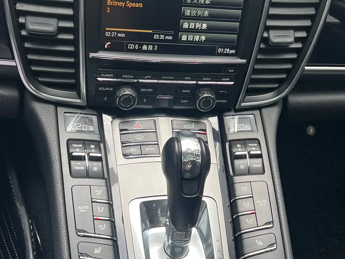 Porsche Panamera 2014 Panamera 3.0T фото 7