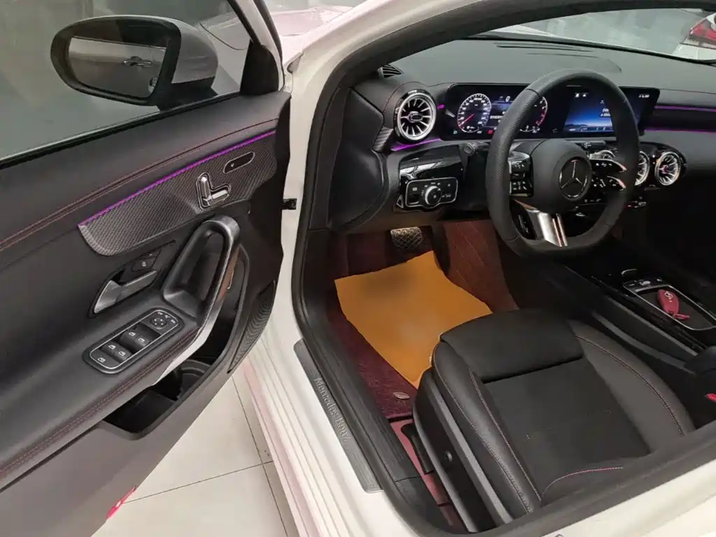 صورة 16 - Mercedes-Benz A-Class