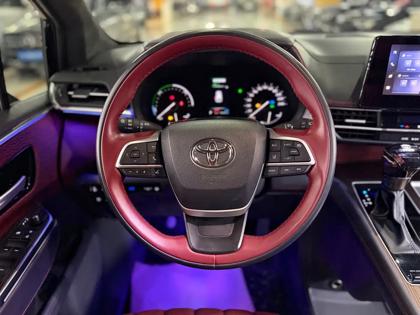 TOYOTA SIENNA