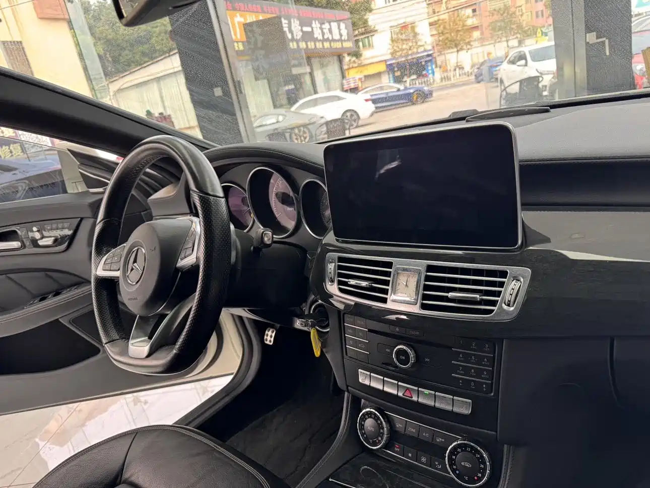 Mercedes-Benz CLS 2017 CLS 260 Elegance фото 20