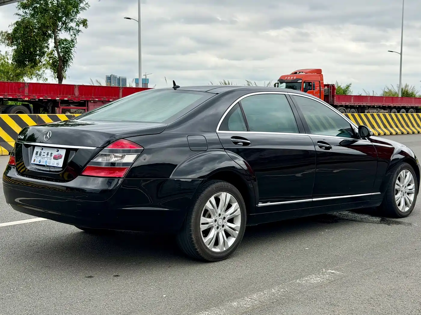 Mercedes-Benz S-Class фото 9
