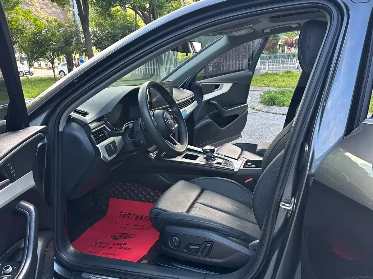 Audi A4L 2020 40 TFSI Fashion Elegance фото 9